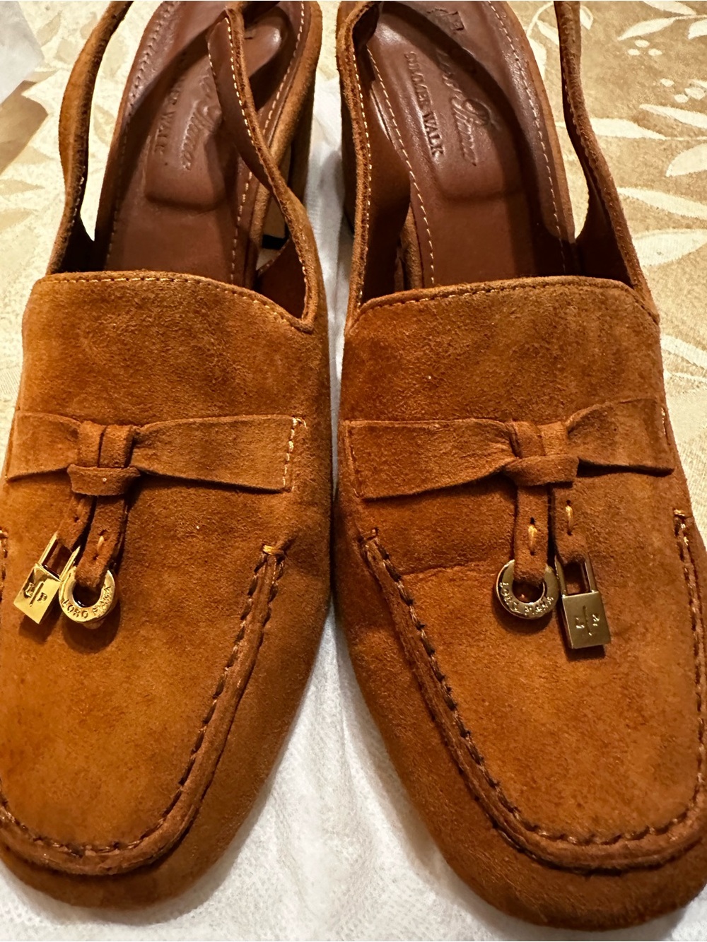 Shoes - Picture 2 of 3